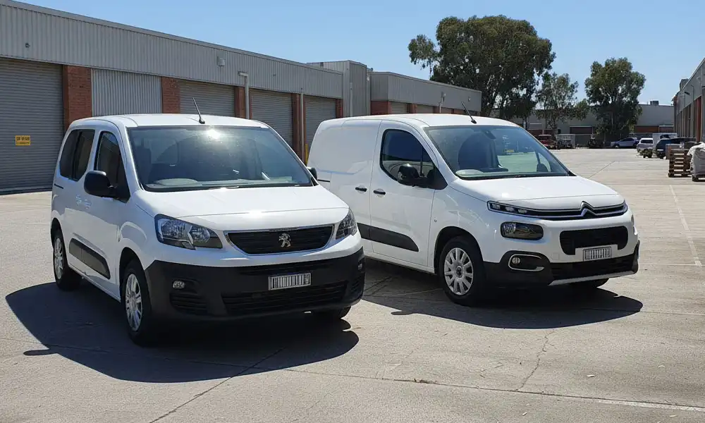 Peugeot Partner vs Citroen Berlingo