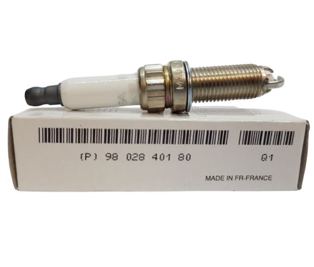 engine spark plug 9802840180 - Image 1
