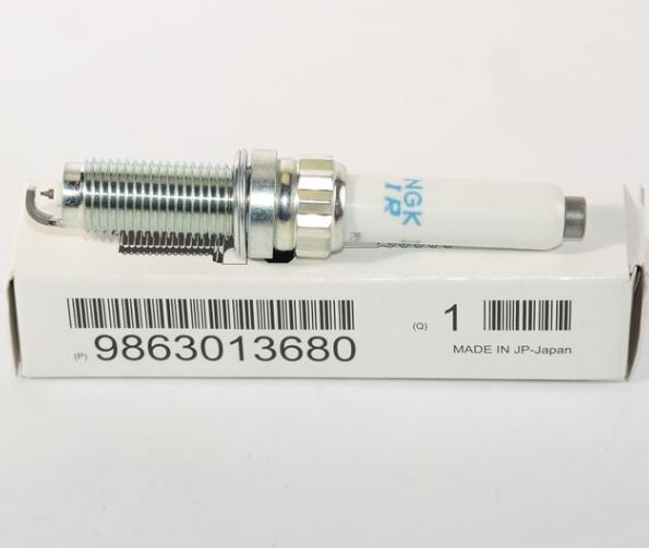 spark plug 9863013680 - Image 1
